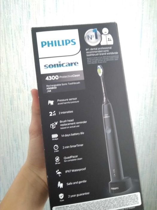Електронна щітка Philips Sonicare 4300, з рідною коробкою, документами