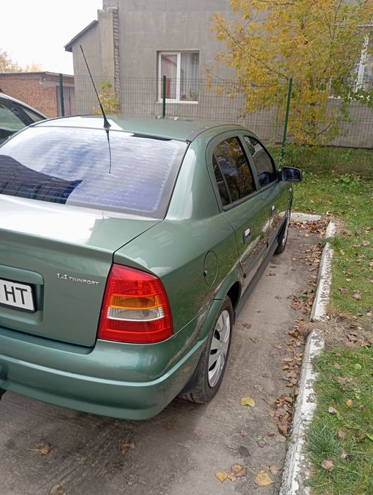 Опель Астра 2007 року