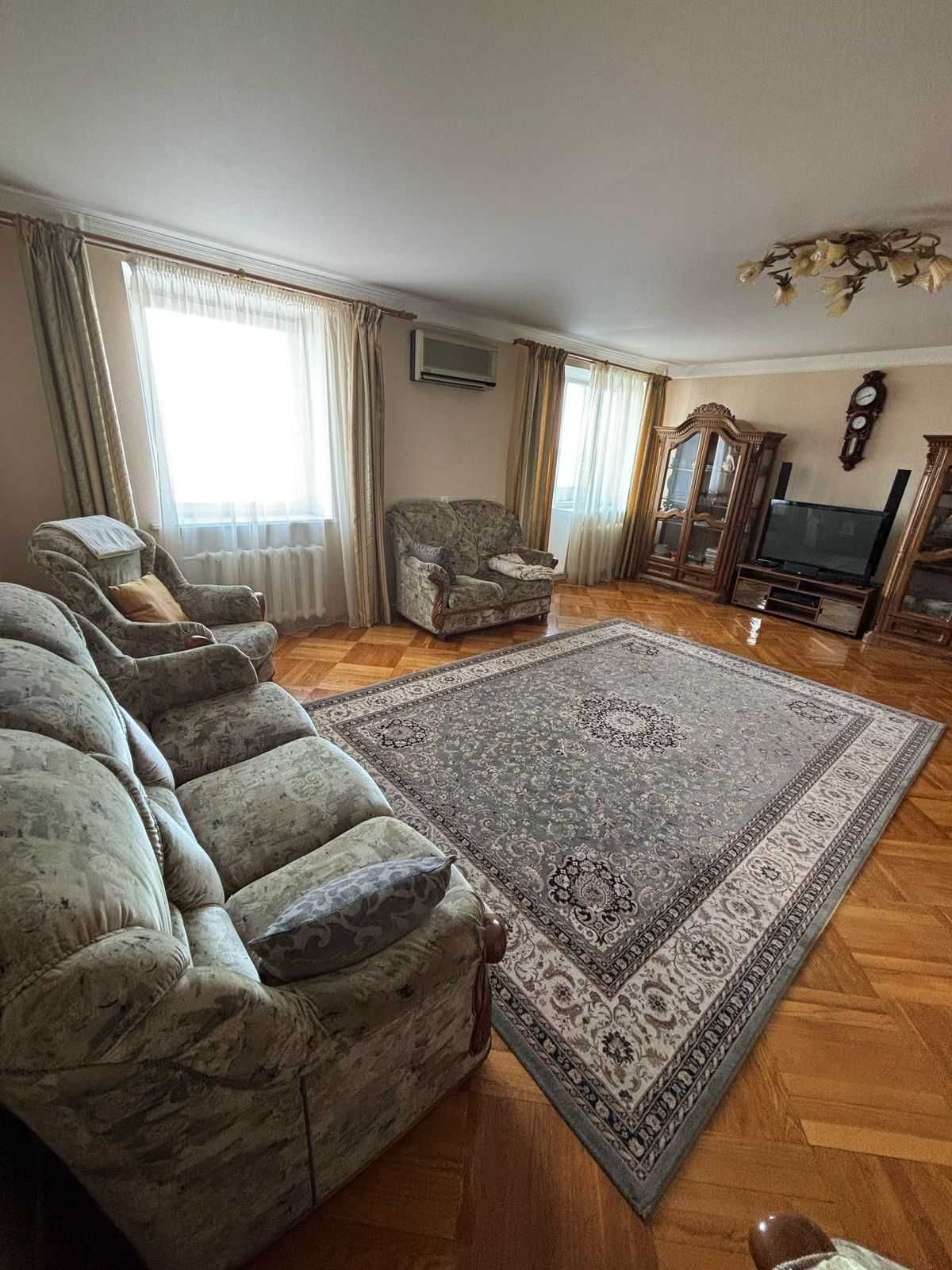 сдам 3к. Тихий Центр 16000грн.
