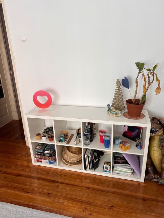 Armário Ikea para decoração de sala de estar