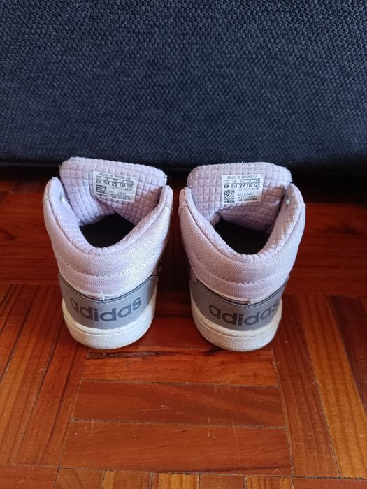 Adidas hoops mid 22
