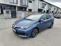 Toyota Auris Kombi 1.8 Hybrid 2015r. 112 400 Salon Polska.ASO do końca
