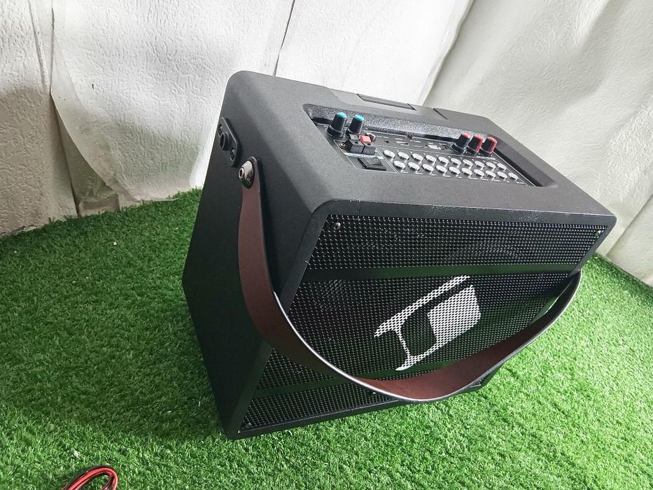 Auna pro spin 8 głośnik bluetooth z tabletem android + mikrofony 


Ce