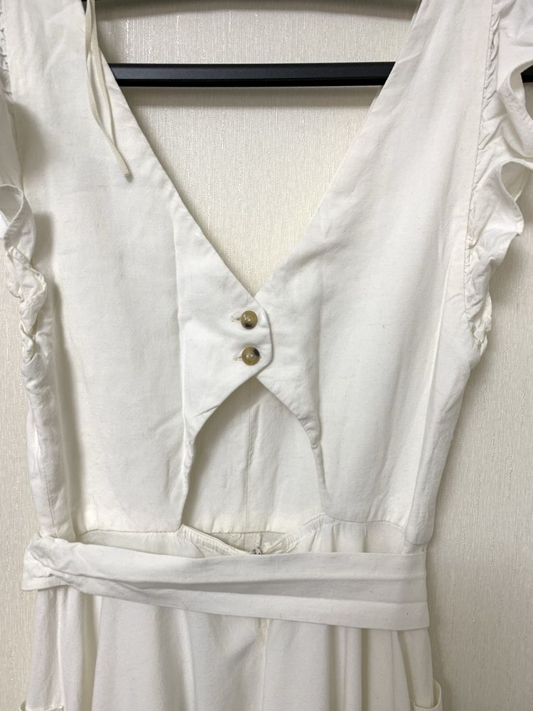 Zara, ASOS белые летние платья