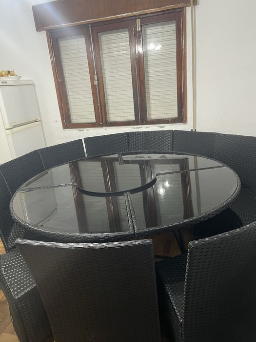 Mesa de jardim grande