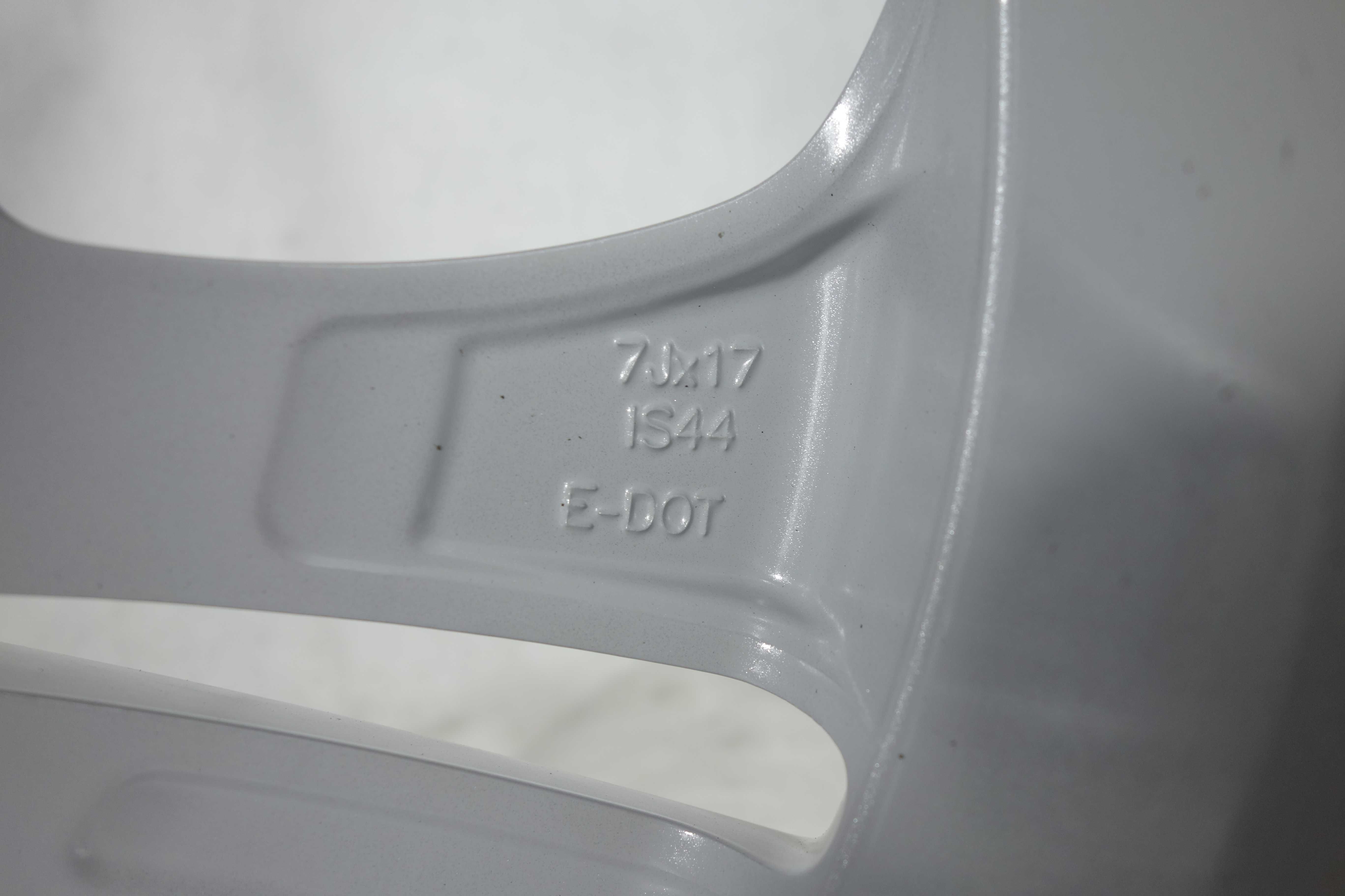 Alufelgi 17" 4x100 Opel Adam Corsa Srebrne 798