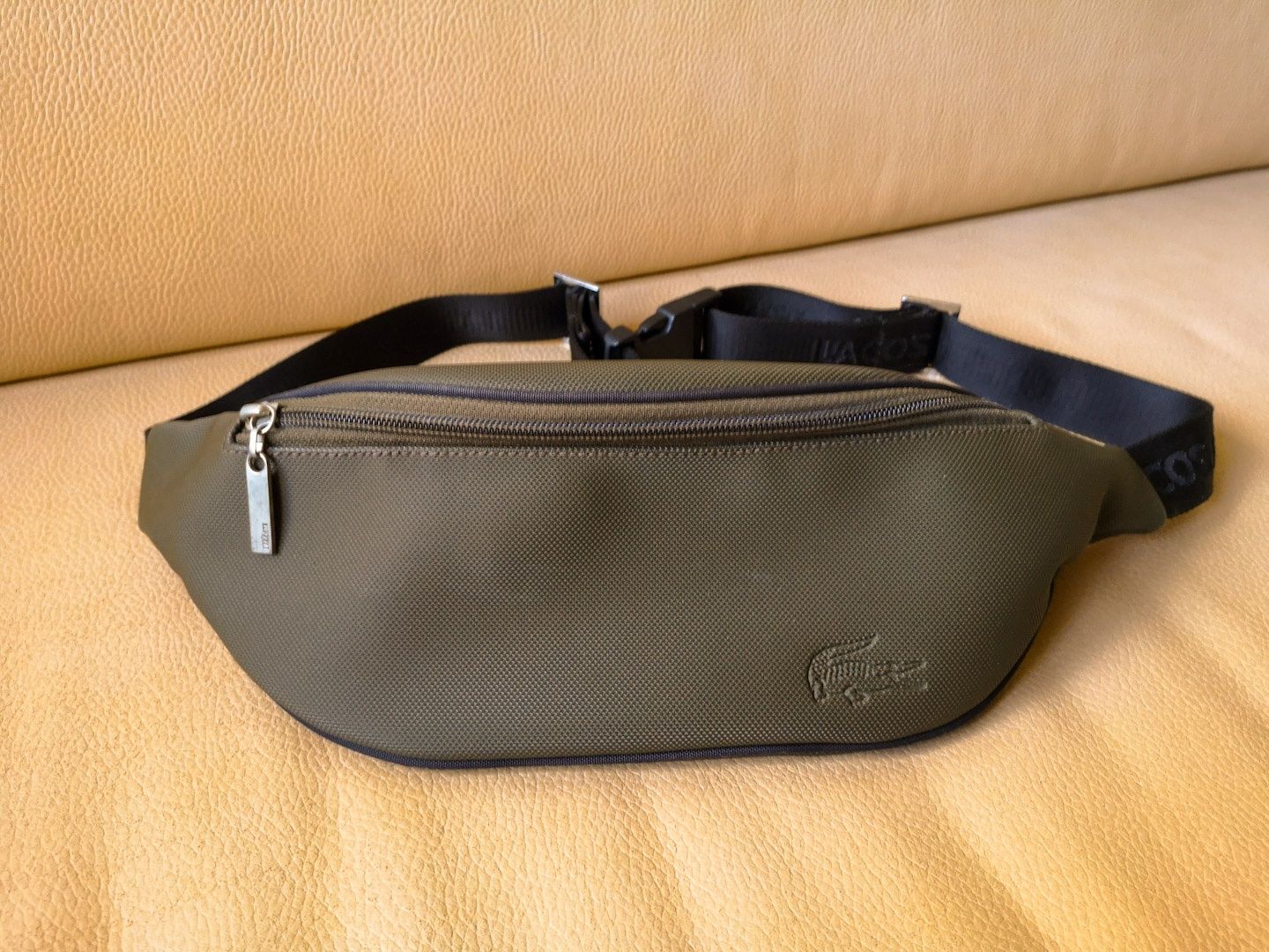 Bolsa Lacoste (verde)