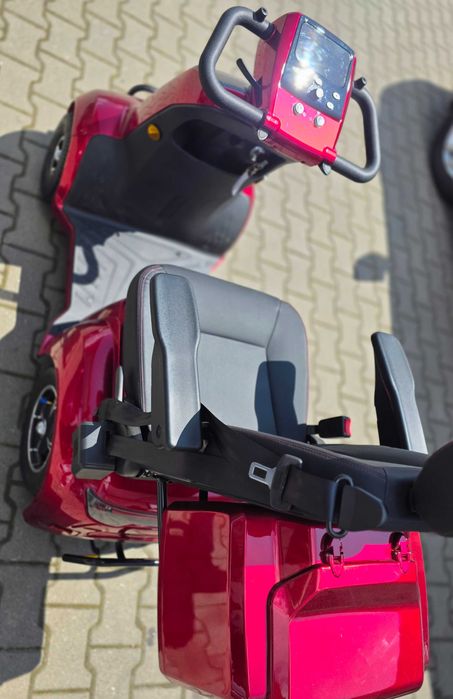 Skuter, wózek inwalidzki elektryczny Econelo POWYSTAWOWY!!!