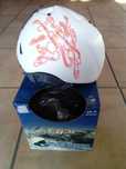 Capacete pequeno