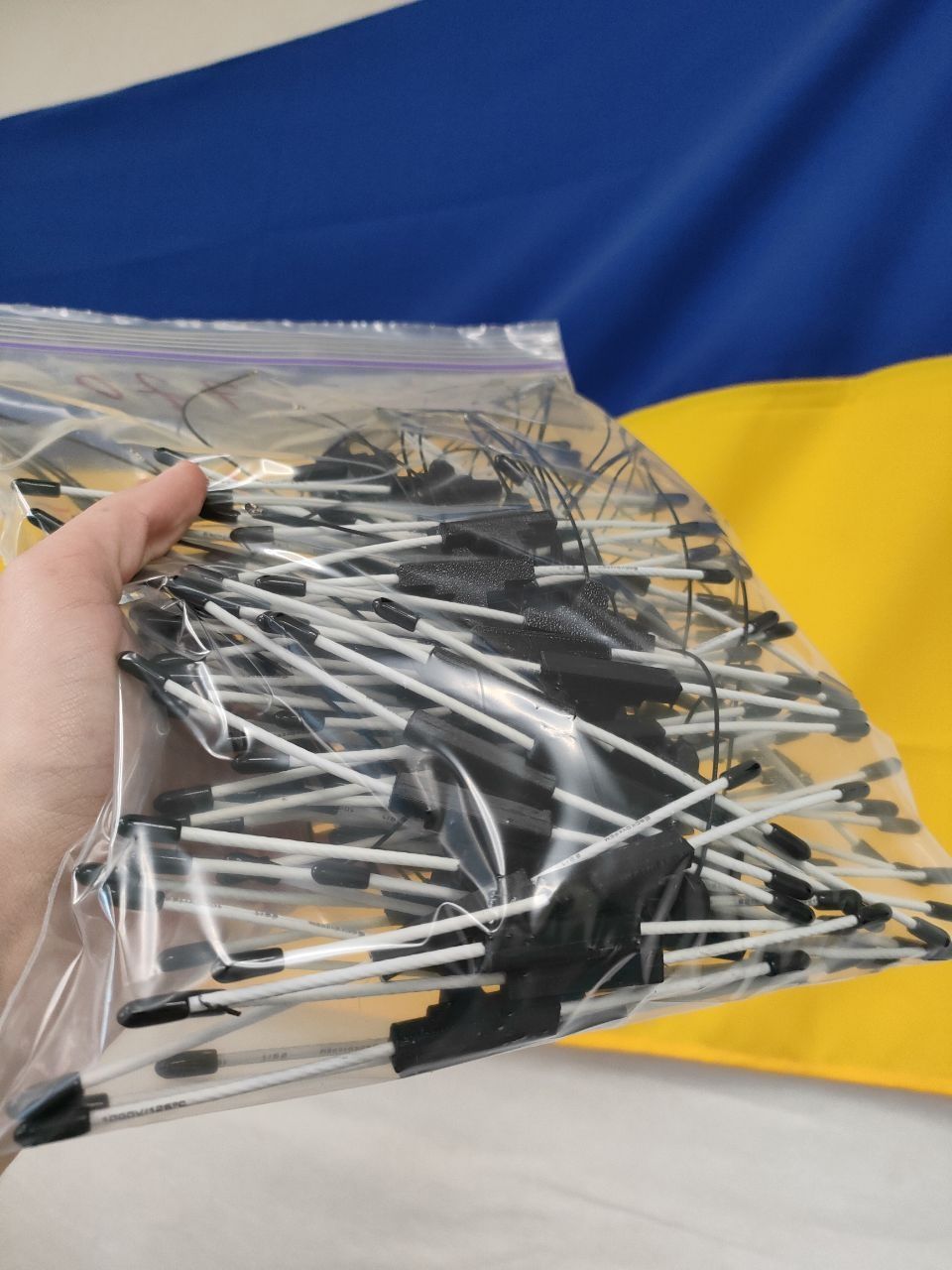 Антена диполь на всі частоти [500 штук]