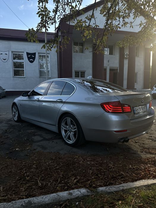 Продам BMW F10 2014 год.