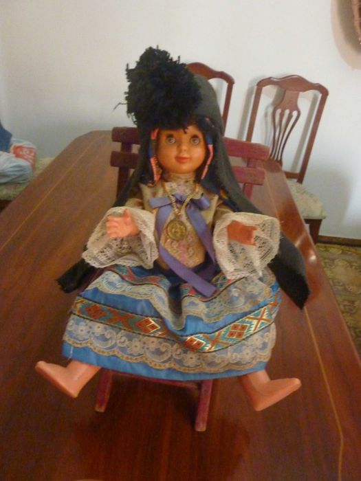 Boneca antiga Nazarena