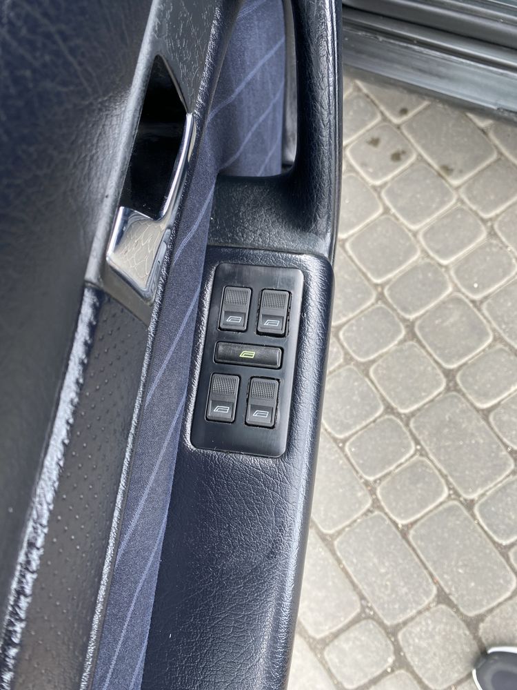 Audi A6 C4 1995