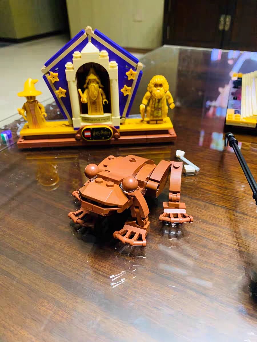 Lego Harry Potter Сова Набір «Символи Хогвартсу: колекційне видання»