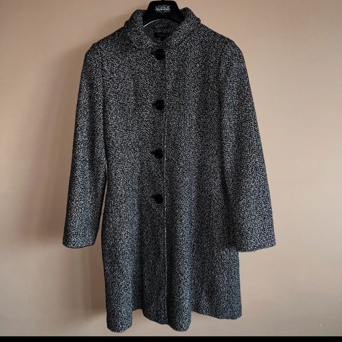 Płaszcz DEBENHAMS r. XL 14 eu 42 damski
Oryginalne -Nowe  
Rozmiar 39