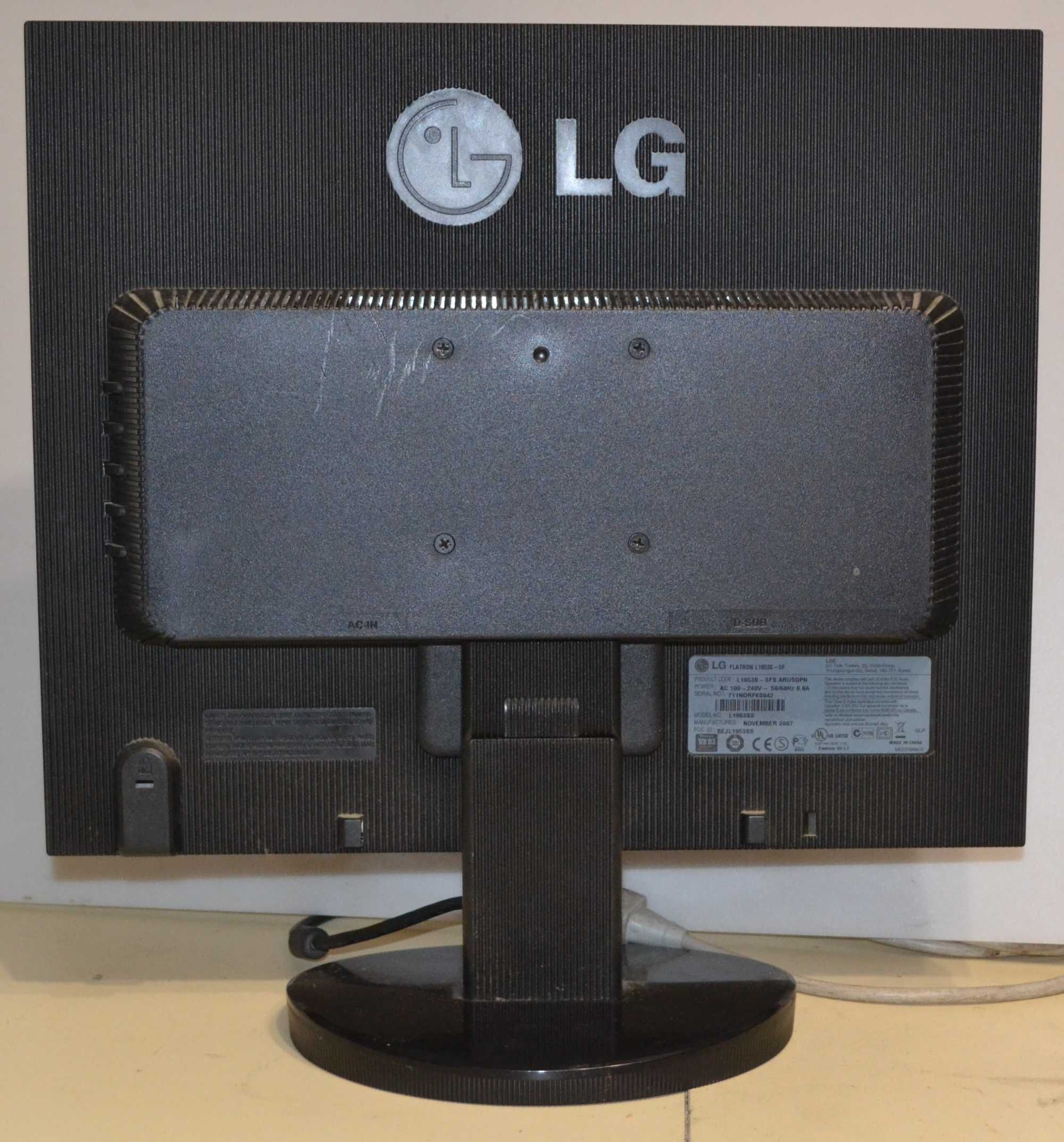 Монітор LG FLATRON - L1953S-SF