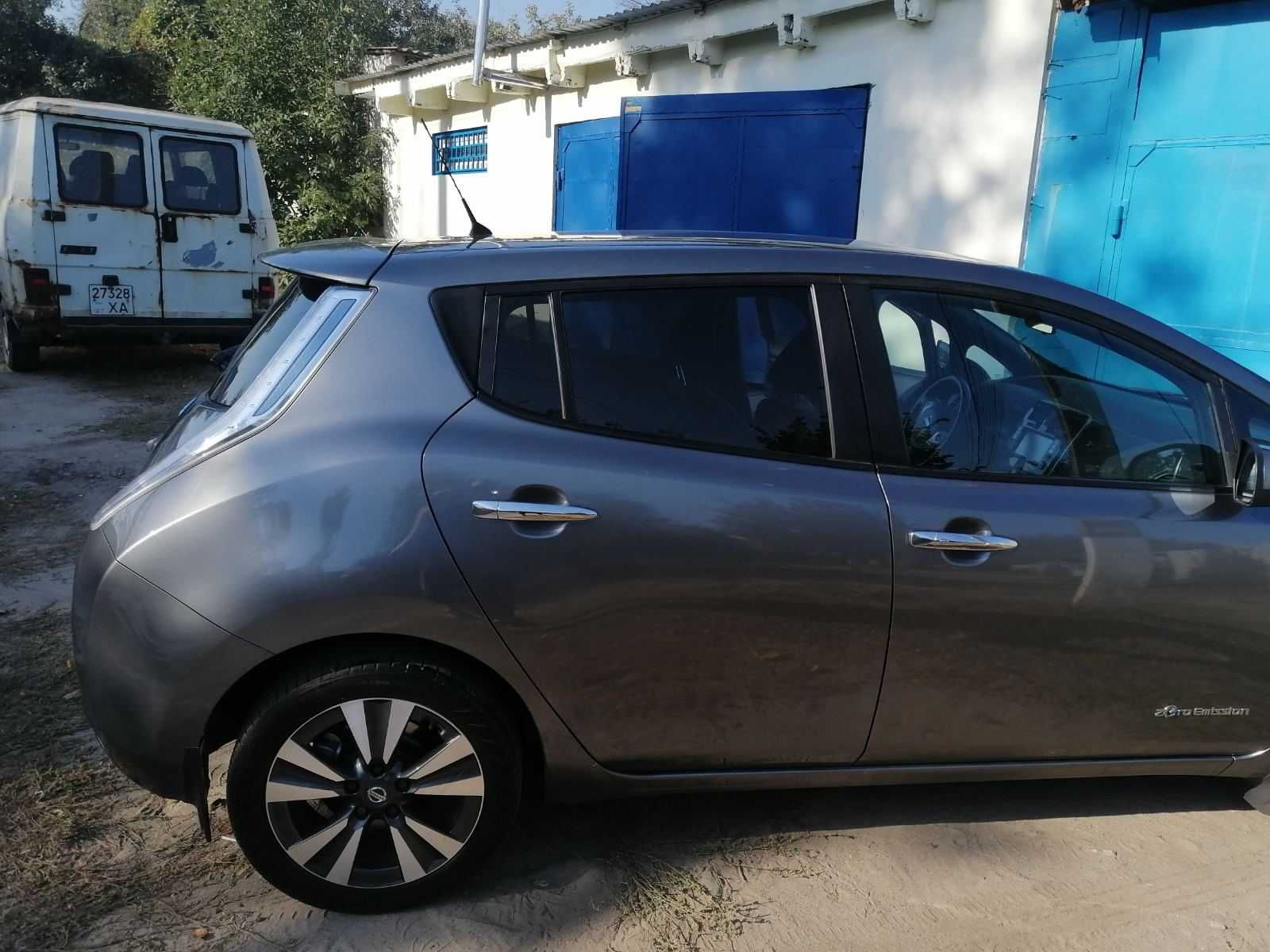 продам нисан лиф 30 квт
