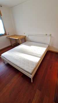 Cama de Casal NESTTUN Ikea 160x200 c/colchao