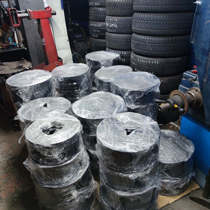 felgi sal 5x100 VW,SKODA,AUDI piaskowane malowane 4szt 500zł 15tka