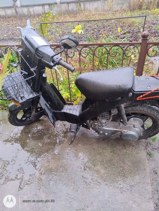 Скутер Suzuki mollet.