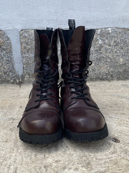 Botas em Pele testeira de aço 43