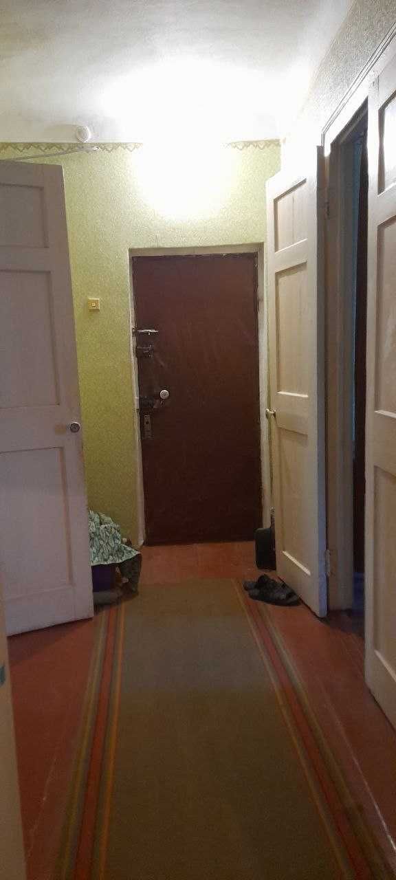 Продам 3 комнатную квартиру Саксаганский район