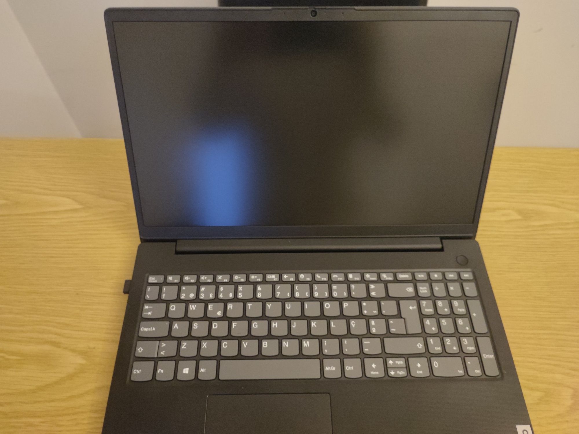 Computador Portável Lenovo V15G2ITL Core i3