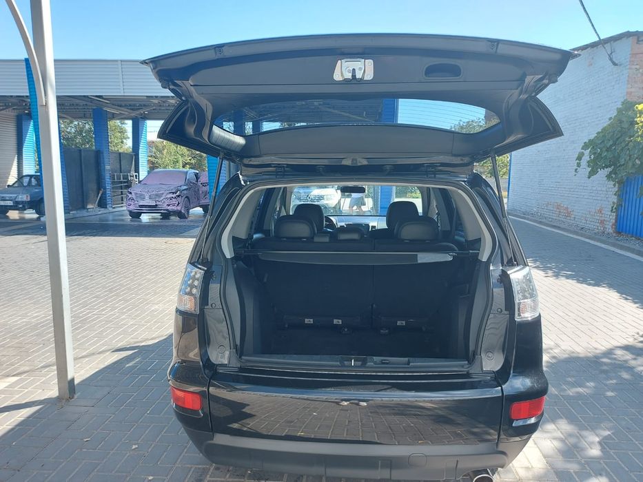 Продам Mitsubishi Outlander