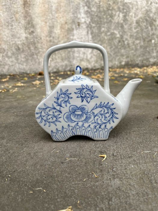 Bule de chá de porcelana