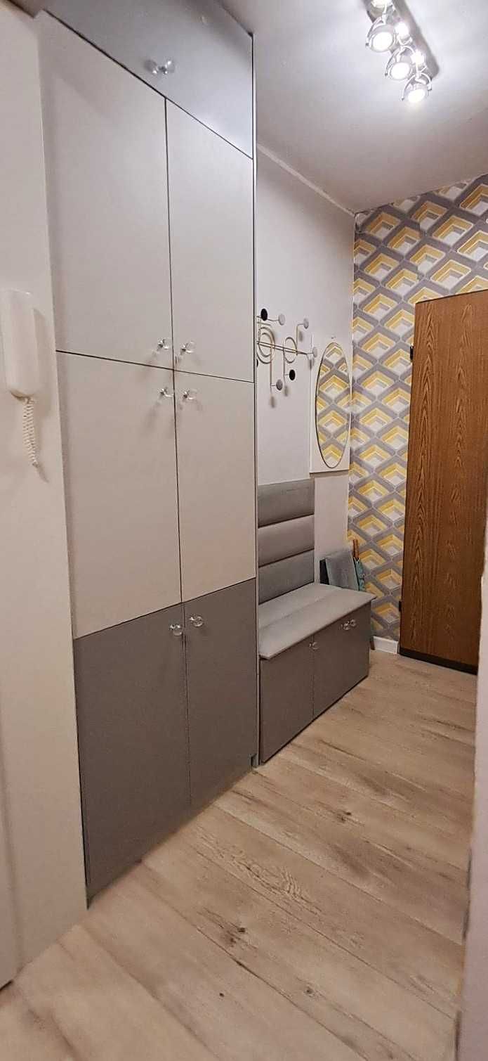 Przestronne 3-pokojowe mieszkanie z balkonem z widokiem na morze