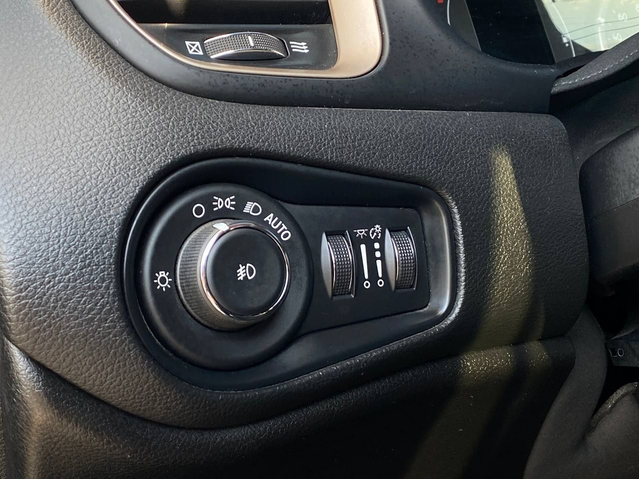 Jeep Renegade №2988 (ВНЕСОК від 15%) Альянс Авто Кривий Ріг