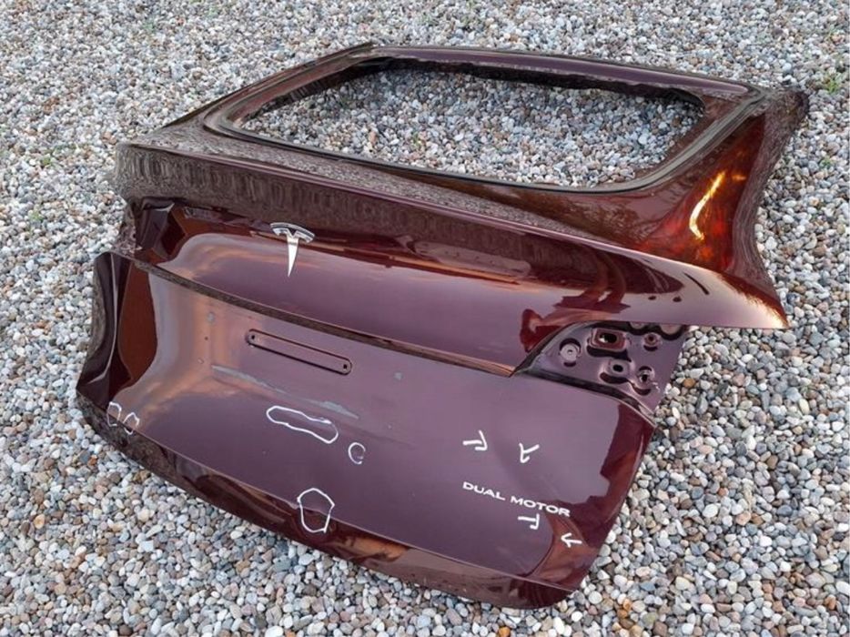 Ляда Кришка багажника Тесла модел У Tesla model Y