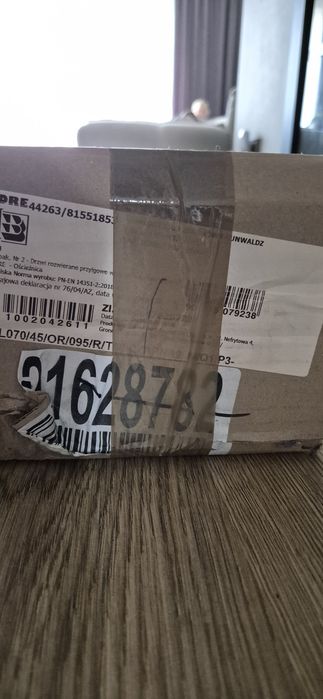 Ościeżnica DRE czarna 70P