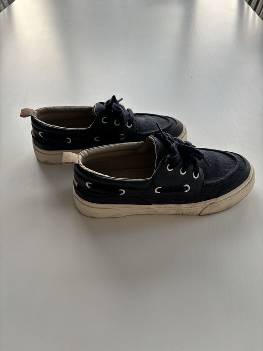 Chłopięce eleganckie mokasyny z Zary