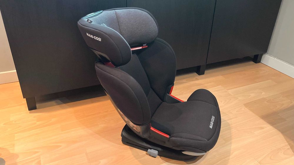 Fotelik Maxi Cosi Rodifix 15-35kg ISOFIX