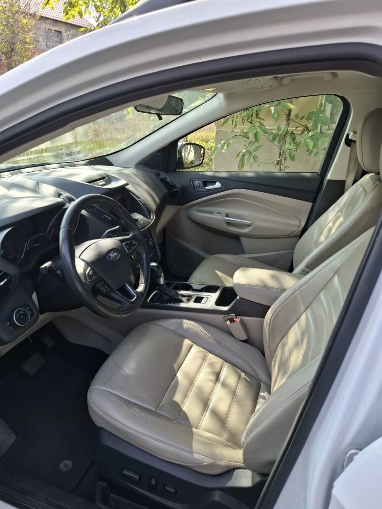 Продам Ford Escape 2017