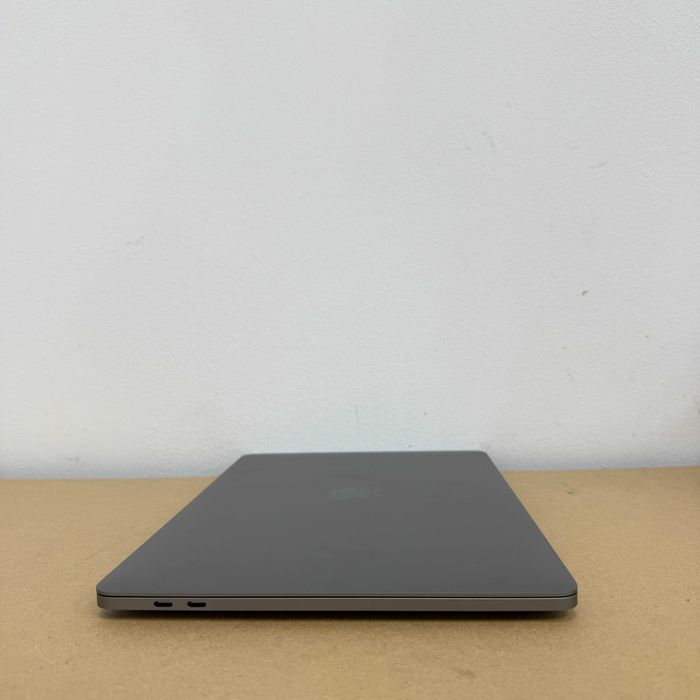 Macbook Pro 2020 { i5 | 16гб | 512 ssd } Повний комплект . Гарантія