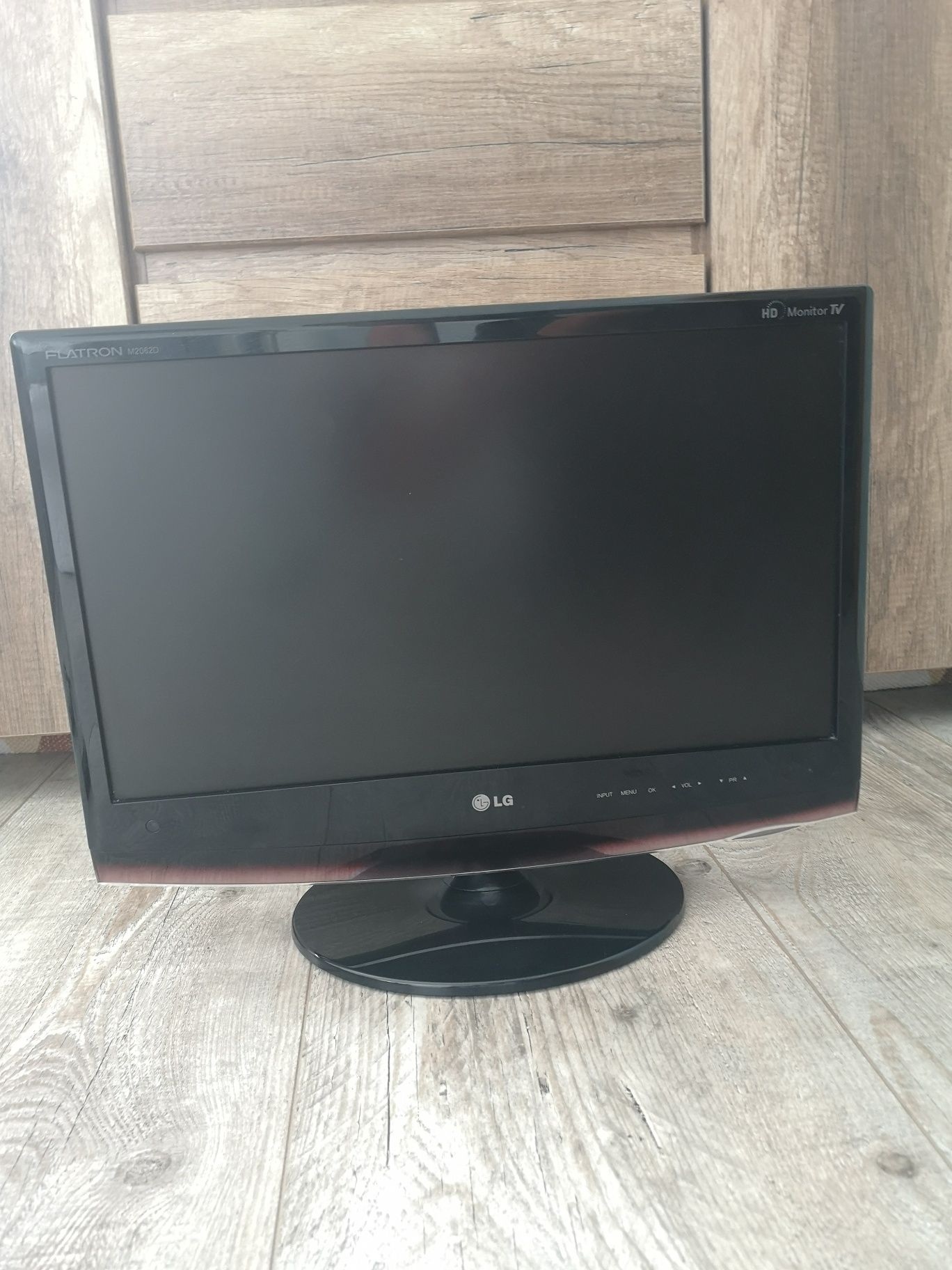Monitor TV LG m2062d 21 cali