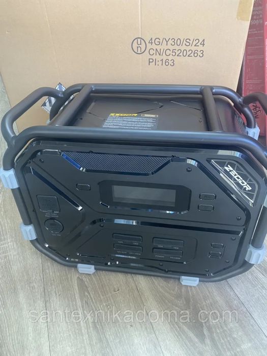 Зарядна станція ZEGOR YC 2400 / 2400 Вт