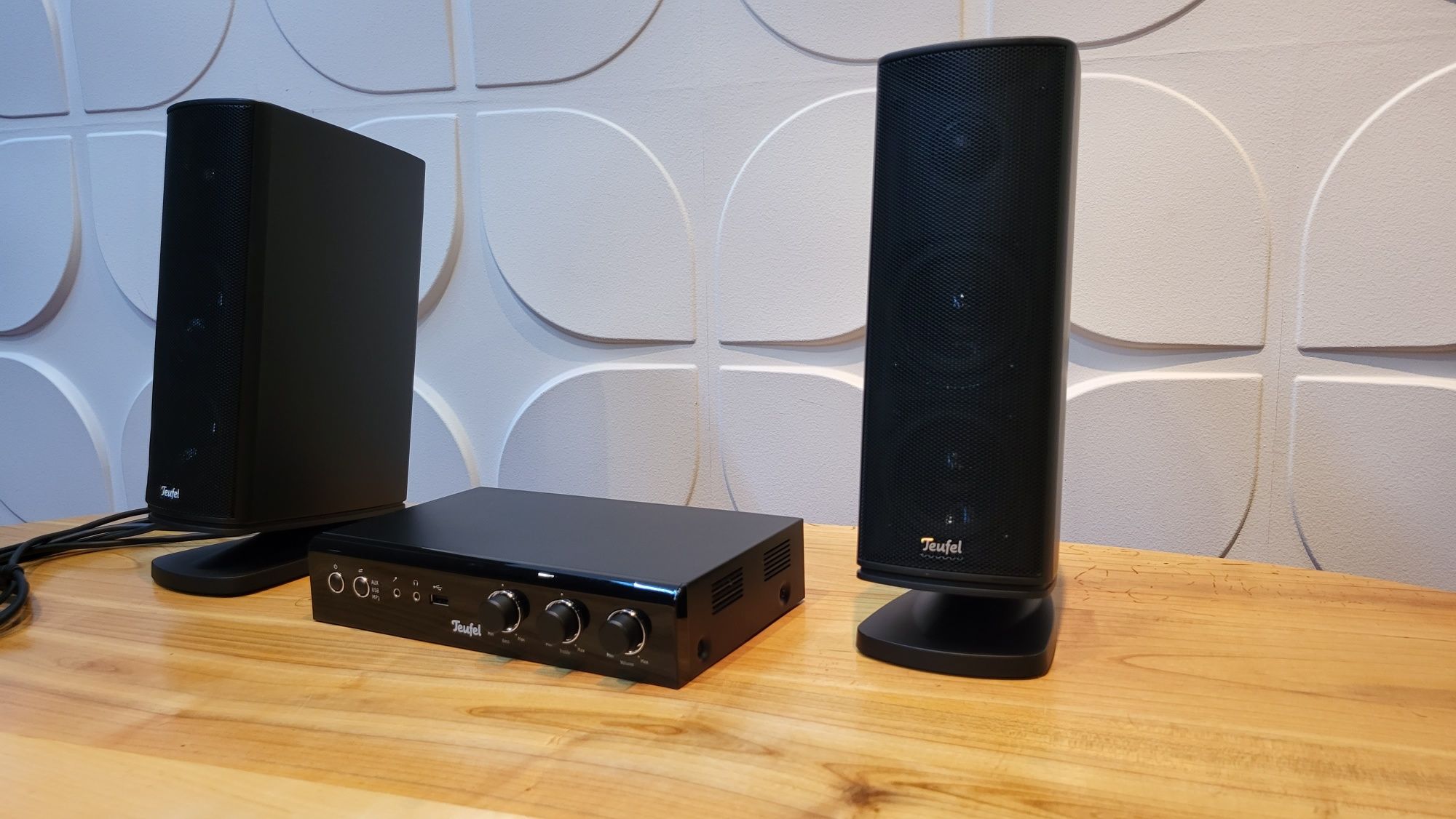 Teufel cb 200 цап підсилювач з колонками