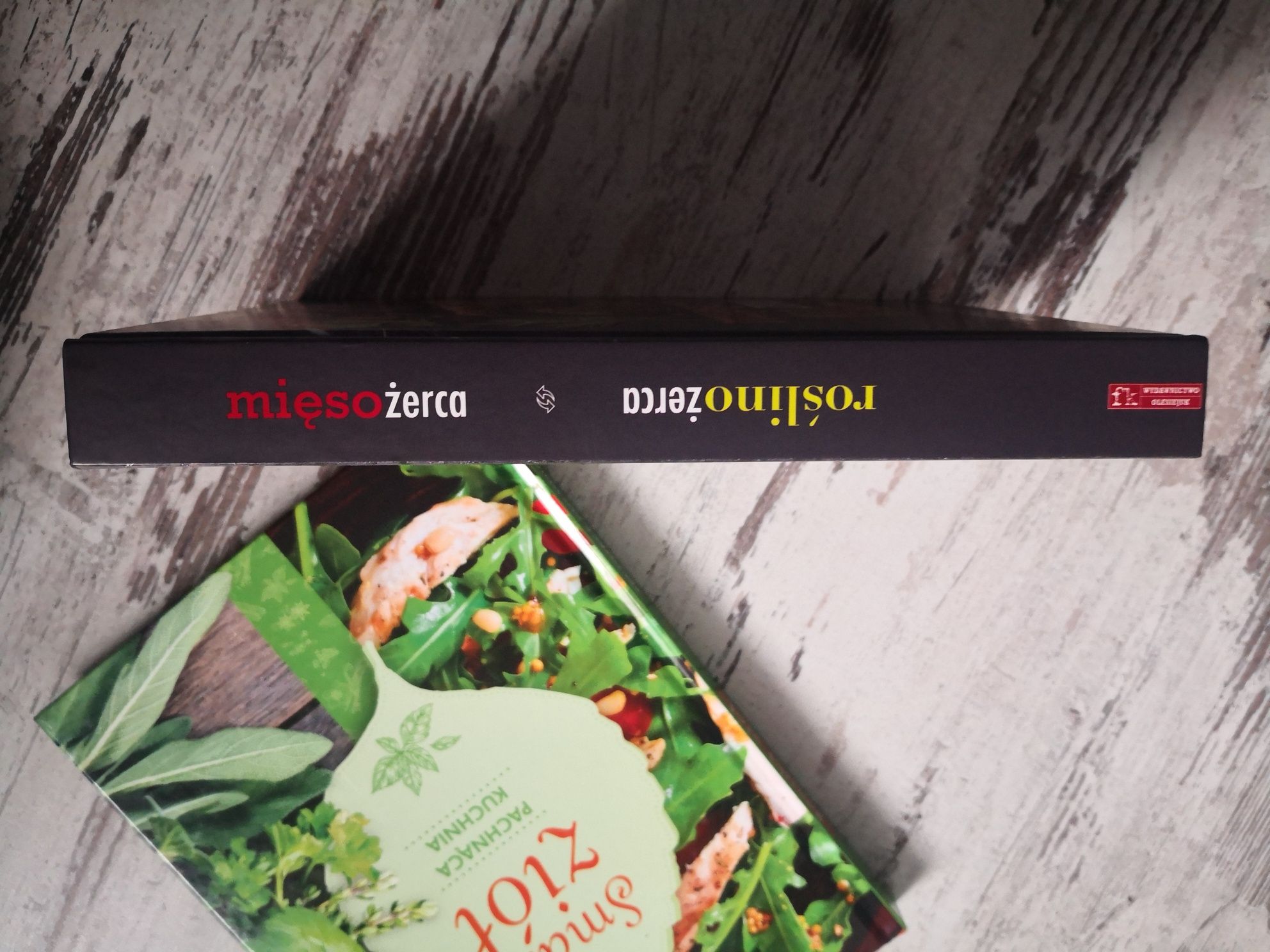 Dwie książki kucharskie Smaki Ziół i Mięso/Roślino-żerca