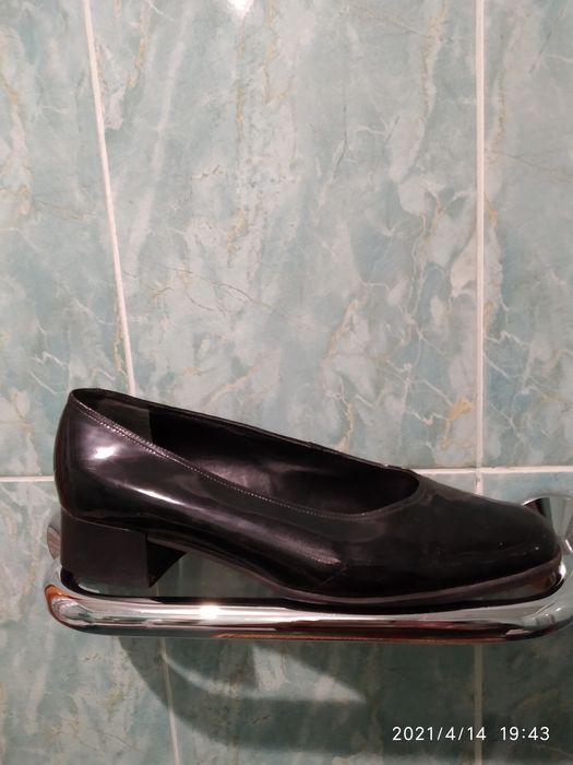 Черные туфли Clarks р 40 (25 см)