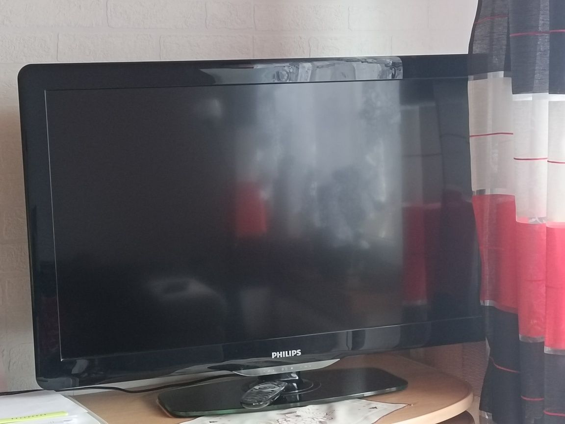 Telewizor 37 calowy Philips