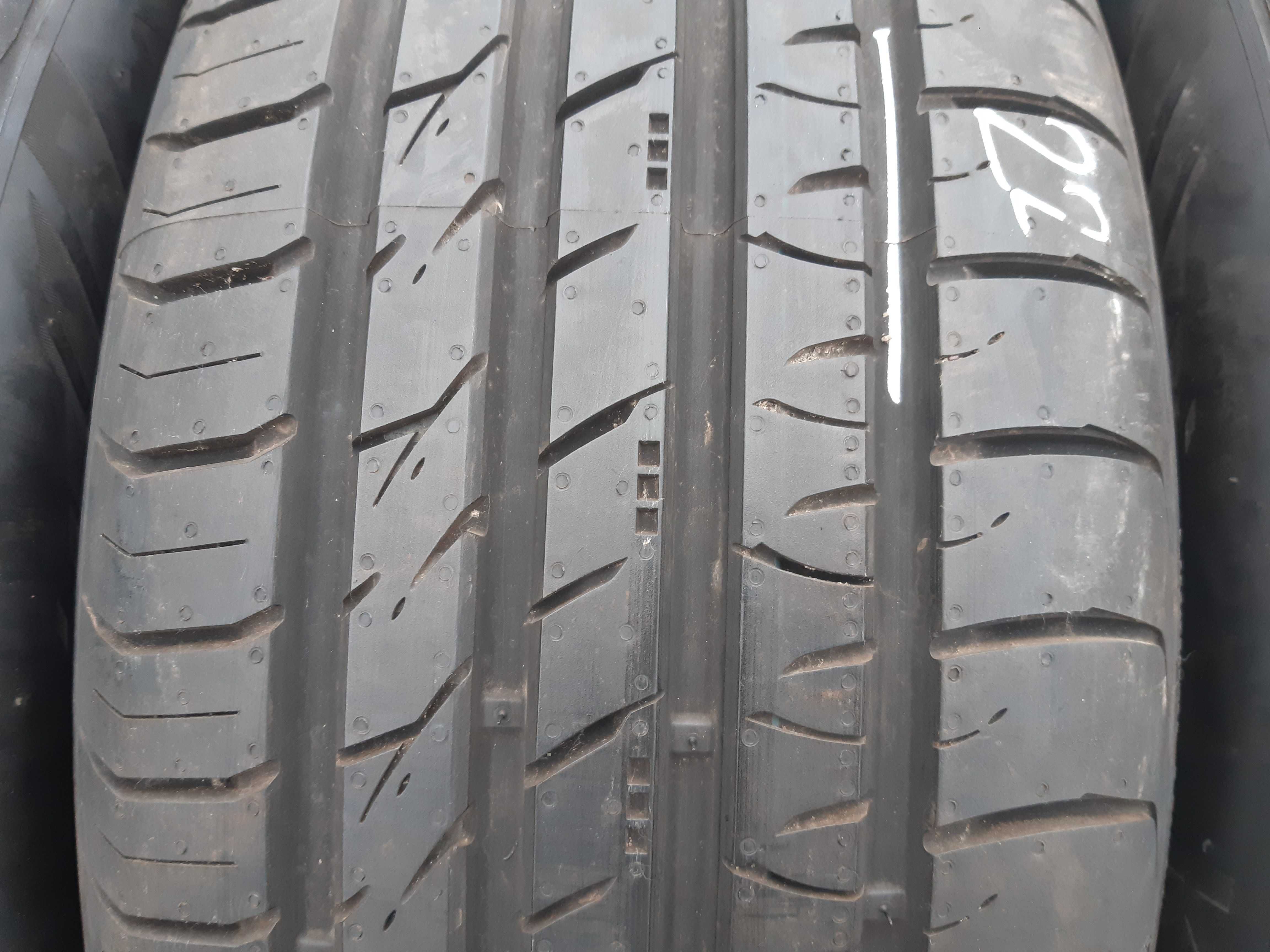 4x Opony 235 55 R 19 Kumho crugen hp91 4szt NOWE