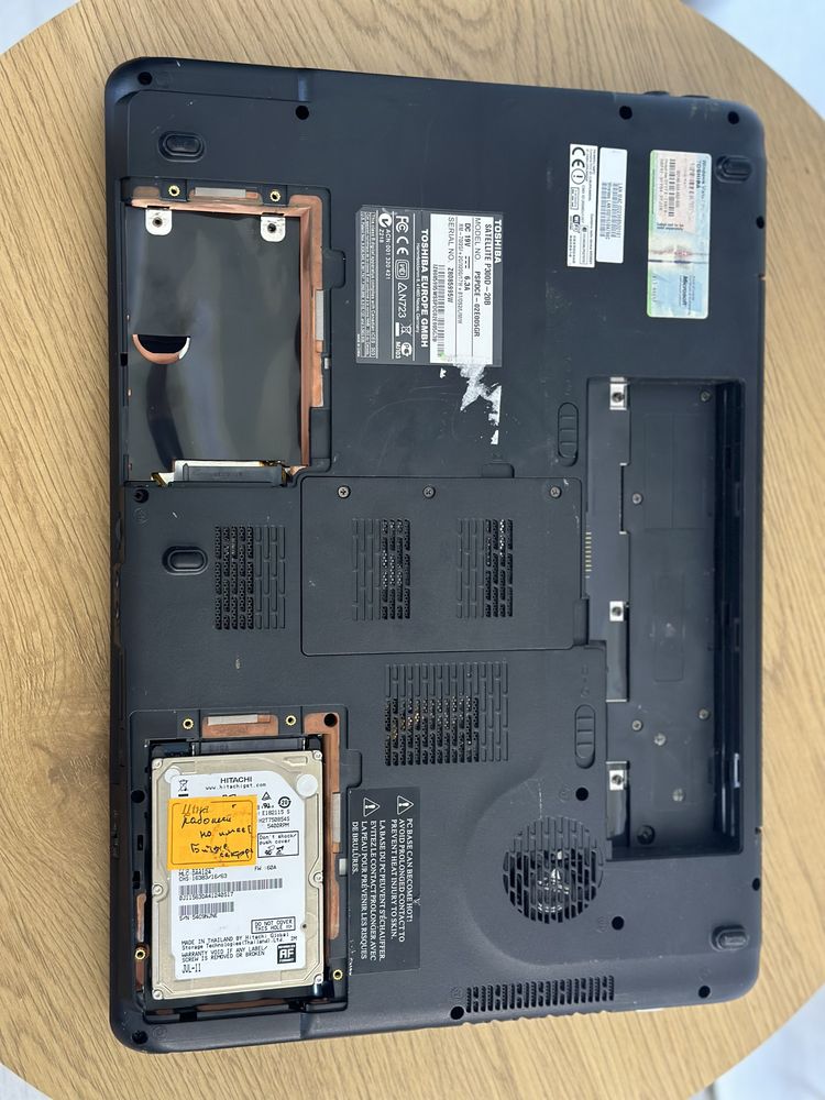 Ноутбук Toshiba Satellite P300 17″ Turion X2 / 1GB RAM /HDD