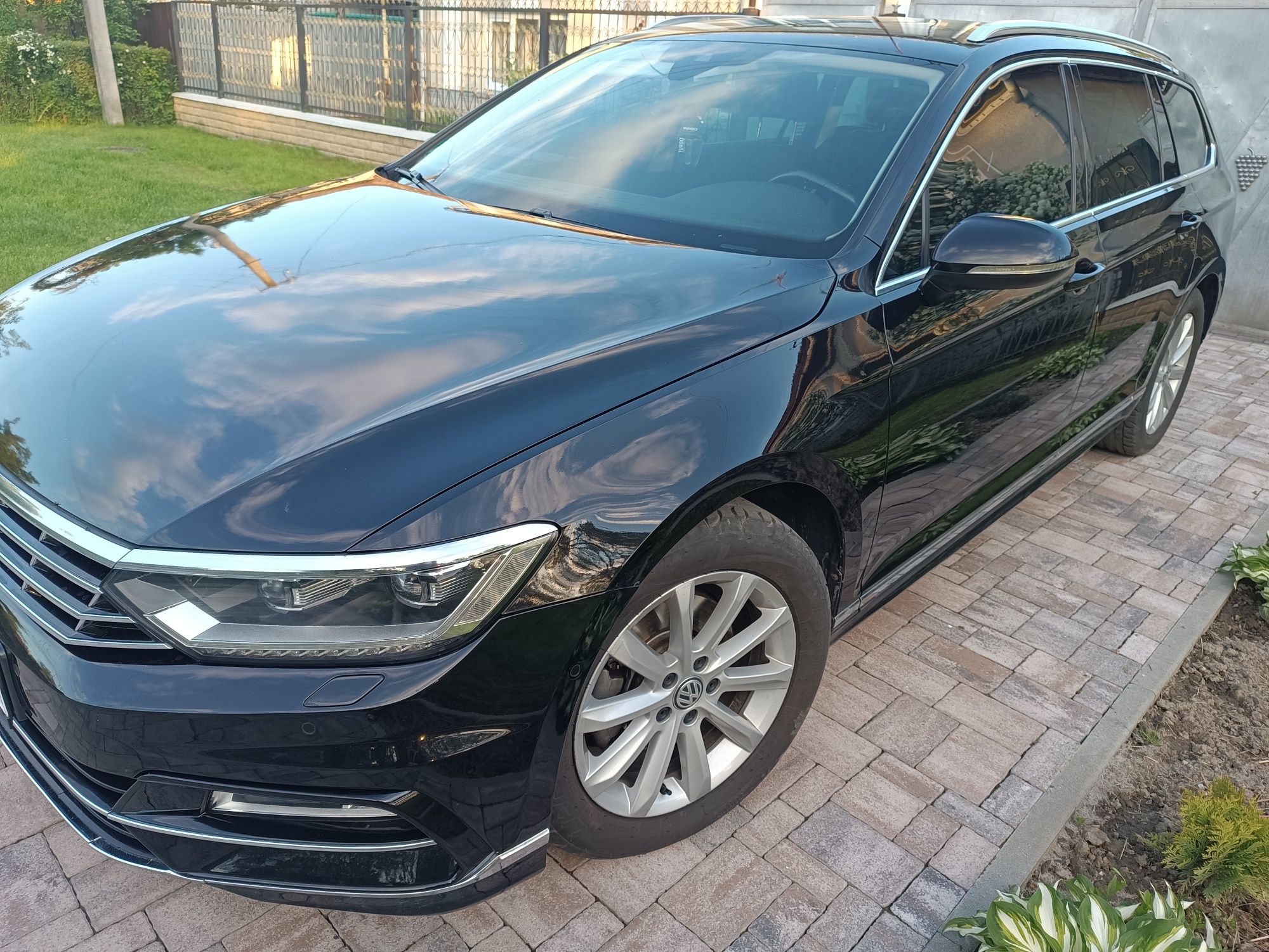 VW Passat B8 R-line 2.0TDI DSG6