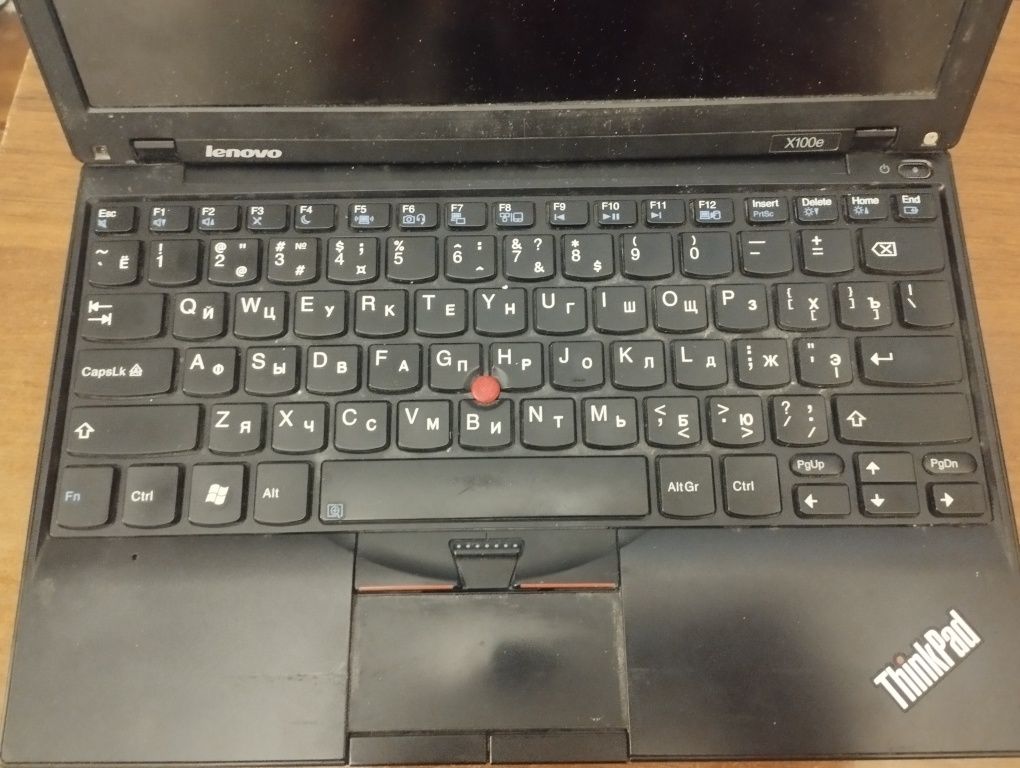 Нетбук lenovo ThinkPad x100e