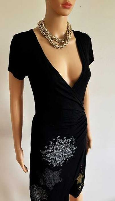 urocza sukienka kopertowy dekolt logo DESIGUAL klasyk jak nowa 40 42 L