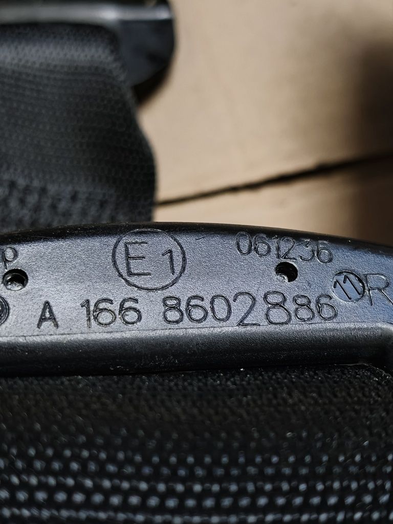 Mercedes ML w166 GL GLE GLS komplet pasów bezpieczeństwa prawy lewy