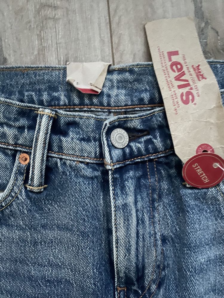 Женские джинсы Levi’s